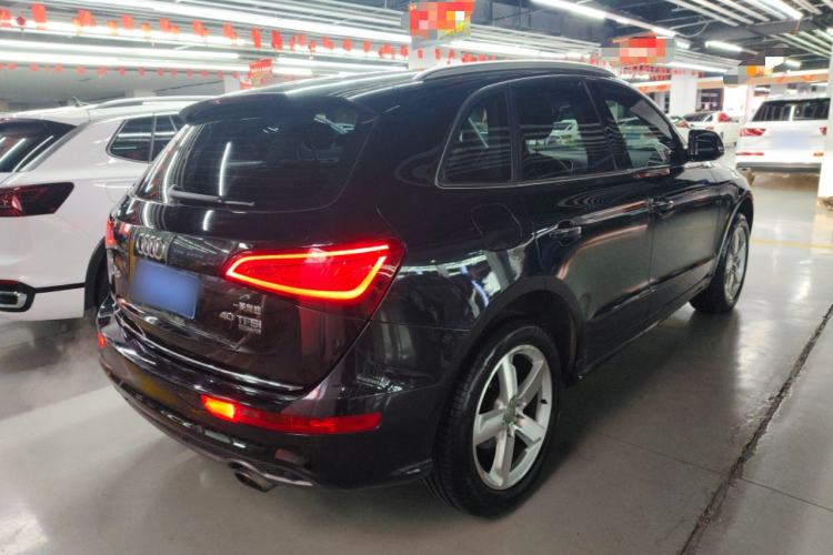 Used Audi Q5 2017 Plus 40 TFSI Ambition Model