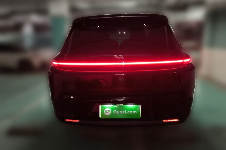 Used Li Auto L8 2024 Pro Model
