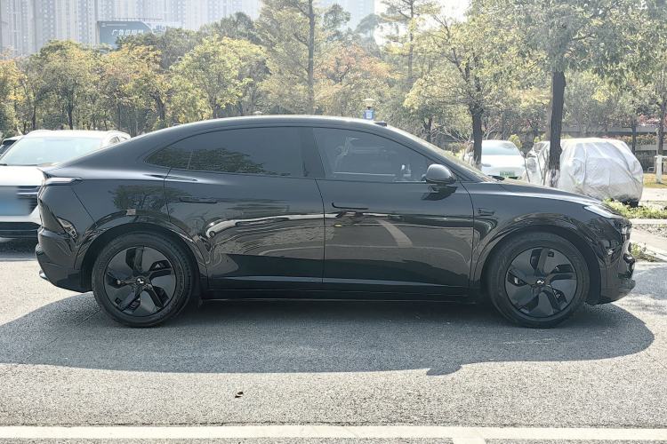 Used ONVO L60 2024 85 kWh Rear-Drive Version