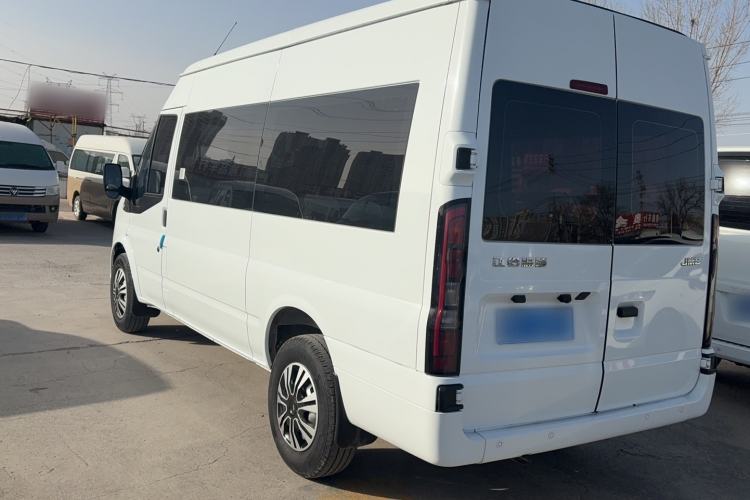 Used JMC Fushun 2023 2.0T Automatic Mid-Range Mid-Roof Commercial Multi-Purpose 7-Seater Passenger Vehicle