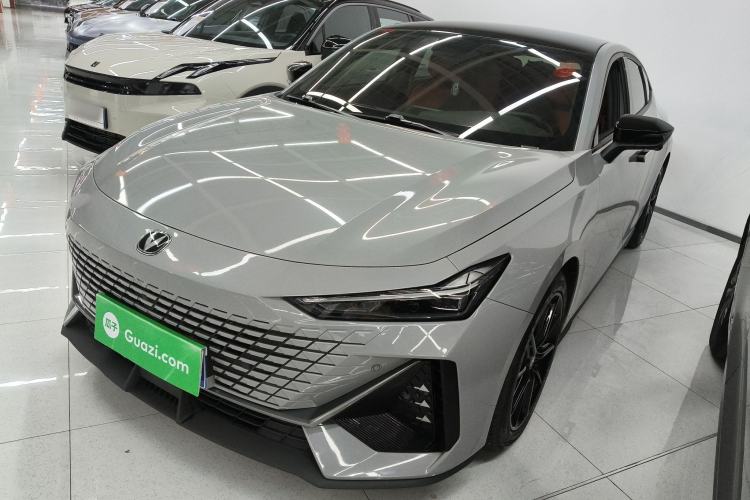 Used Changan UNI-V 2022 1.5T Prestige Version