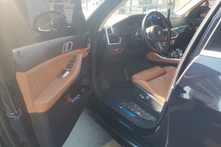 Used BMW X5 2019 xDrive40i M Sport Package
