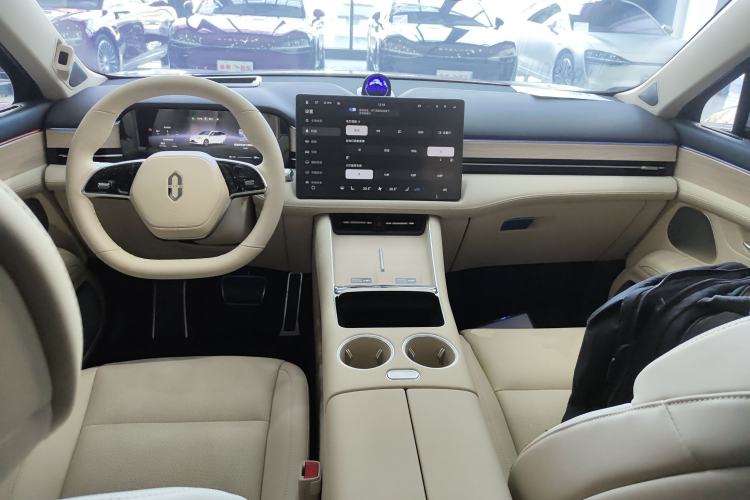 Used Hima AITO M5 2025 Extended-Range Ultra Rear-Wheel-Drive Version
