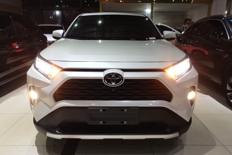 Used Toyota RAV4 2021 2.0L CVT Two-Wheel Drive Fashion PLUS Edition