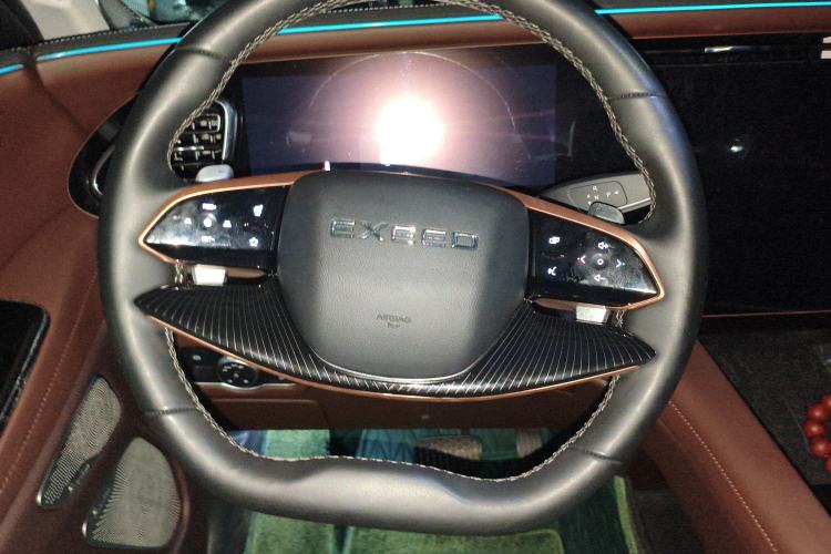 Used  Lanyue 2023 400T Four-Wheel Drive Star Prestige Edition 6 Seats
