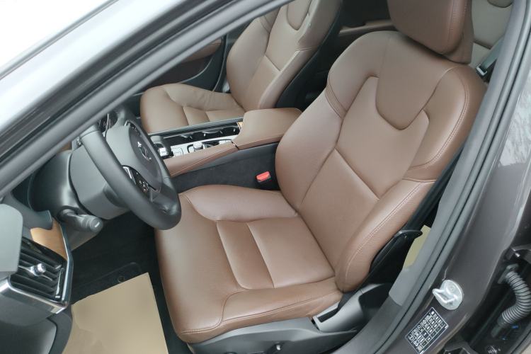 Used Volvo S90 2024 B5 Zhiyi Luxury Edition