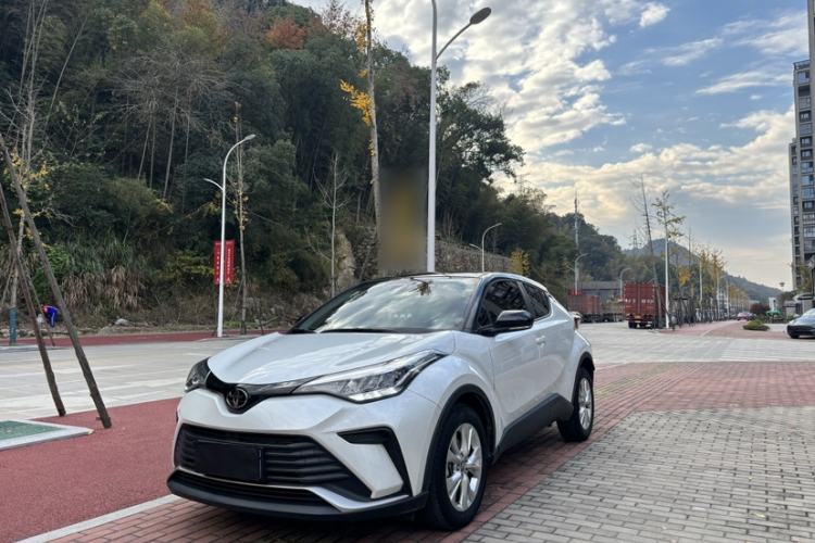 Used Toyota IZOA 2021 2.0L Enjoy Edition
