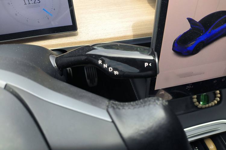 Used Tesla Model Y 2021 Standard Range Rear-Wheel Drive Version
