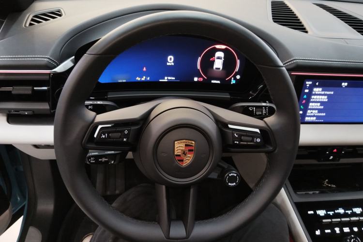 Used Porsche Macan 2024 Macan Long Range Edition
