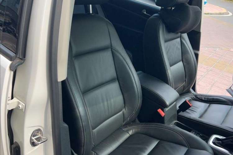 Used Volkswagen Tiguan 2017 300TSI Automatic Two-Wheel Drive Silk Road Comfort Edition
