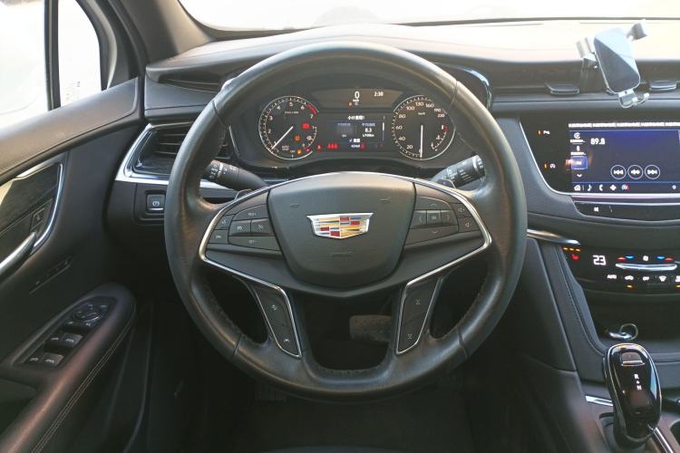 Used Cadillac XT5 2022 2.0T Two-Wheel Drive Luxury Version
