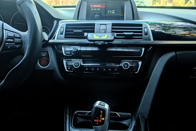 Used BMW 3 Series GT 2018 320i Sport Edition
