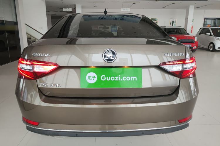 Used Skoda Superb 2018 TSI330 DSG Comfort Edition China VI Standard