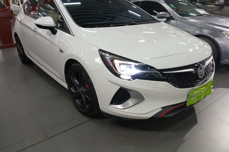 Used Buick Verano 2019 Two-Door GS 20T Dual-Clutch Luxury Model
