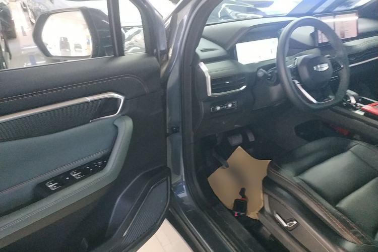 Used Geely Auto Haoyue L 2023 2.0T DCT Prestige Edition
