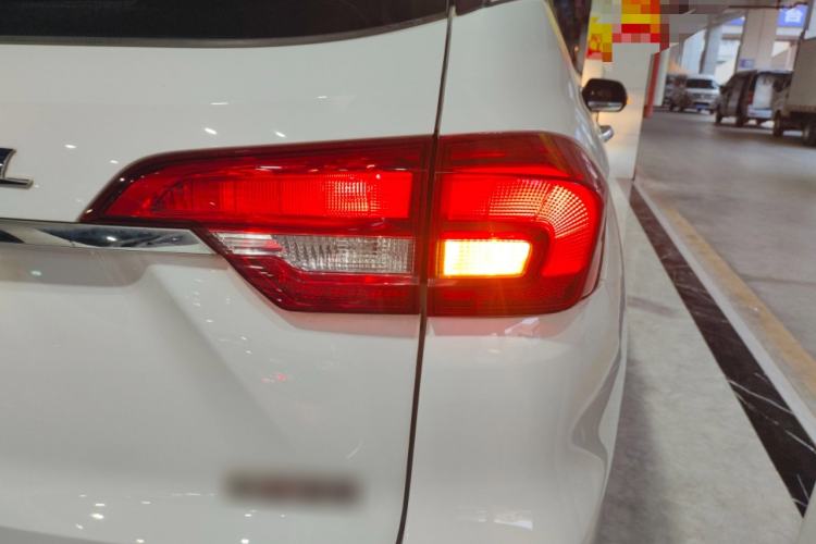 Used Haval M6 2019 1.5T Manual Two-Wheel Drive Elite Version China VI Standard
