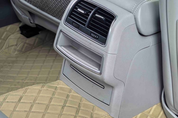 Used Audi A6L 2014 30 FSI Technology Model
