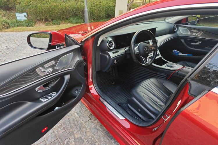 Used Mercedes-Benz CLS 2018 CLS 300 Dynamic Edition