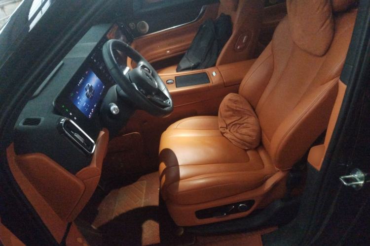 Used Hima AITO M9 2024 Range-Extended Ultra Version 42 kWh 6-Seater Model
