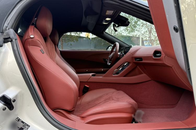 Used MG Cyberster 2024 520 km Legendary All-Wheel-Drive Version
