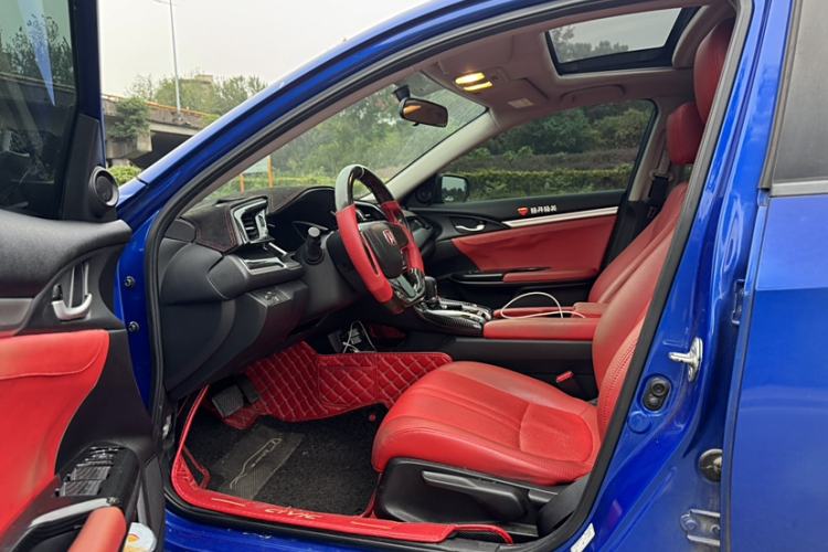 Used Honda Civic 2016 220TURBO CVT Luxury Edition
