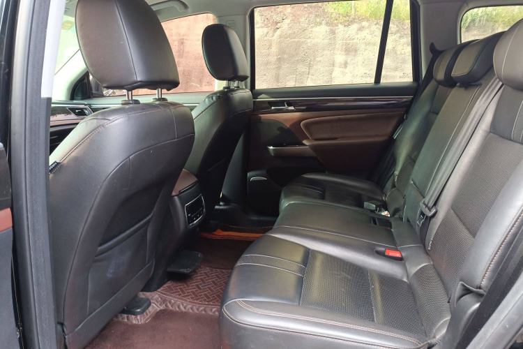 Used GAC Trumpchi GS8 2017 320T Two-Wheel Drive Luxury Smart Connectivity Version (7 Seats)
