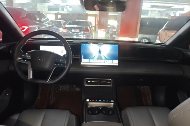 Used BYD Qin L 2025 EV 470KM Leading Edition