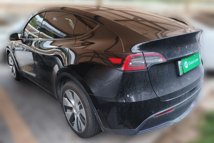 Used Tesla Model Y 2021 Long-Range All-Wheel-Drive Version