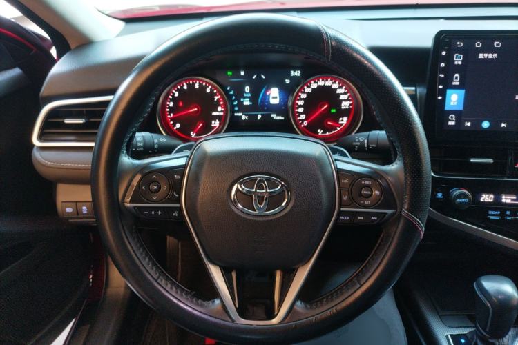 Used Toyota Camry 2021 2.0S FENGSHANG Edition
