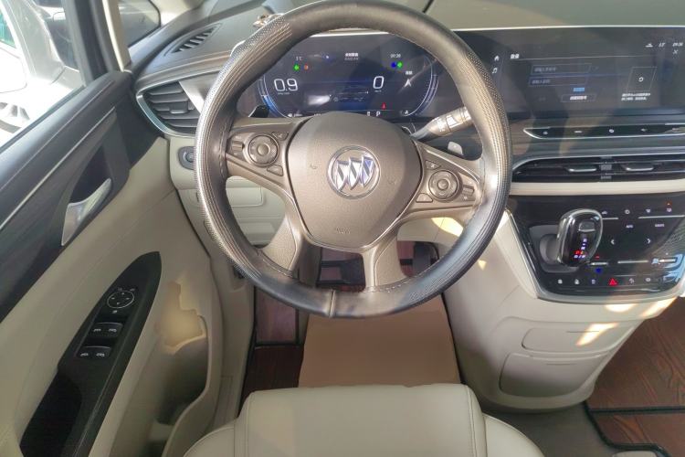 Used Buick GL8 2022 ES Landtrek 653T Comfort Edition
