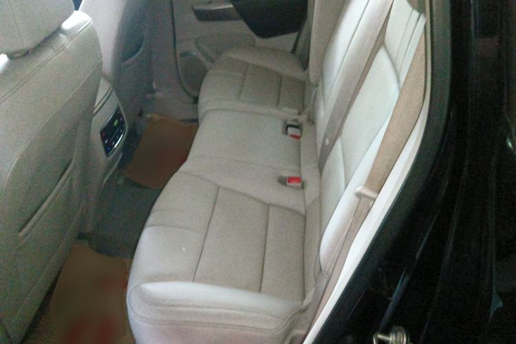 Used GAC Trumpchi GS8 2017 320T Two-Wheel Drive Luxury Smart Connectivity Version (7 Seats)
