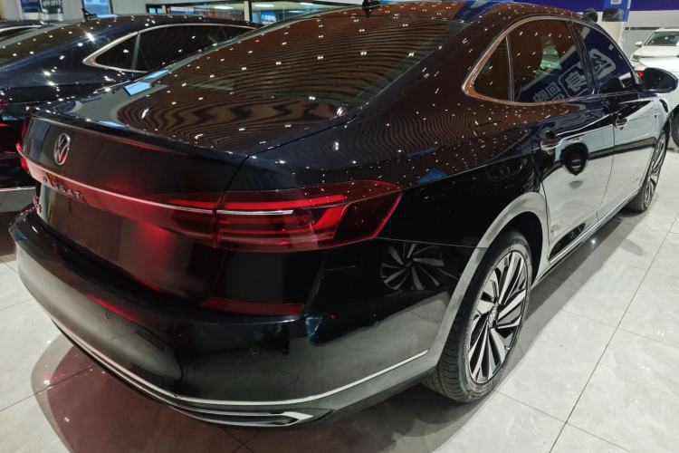 Used Volkswagen Passat 2022 330TSI Luxury Edition
