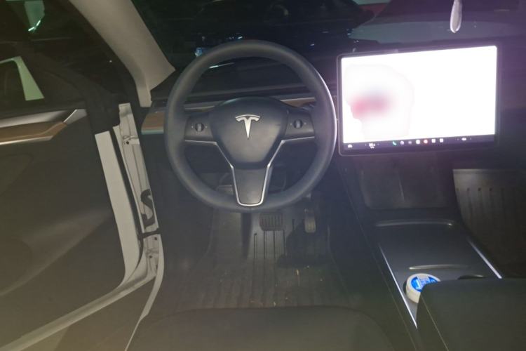 Used Tesla Model Y 2021 Standard Range Rear-Wheel Drive Version