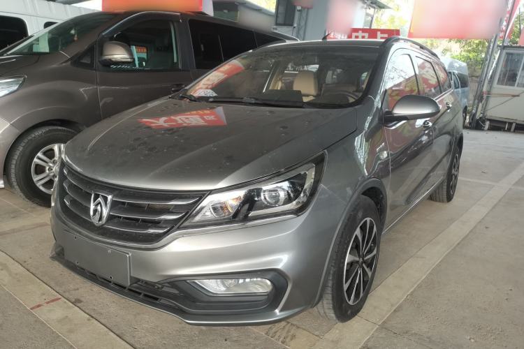 Used Baojun 310W 2017 1.5L Manual Comfort Version China V