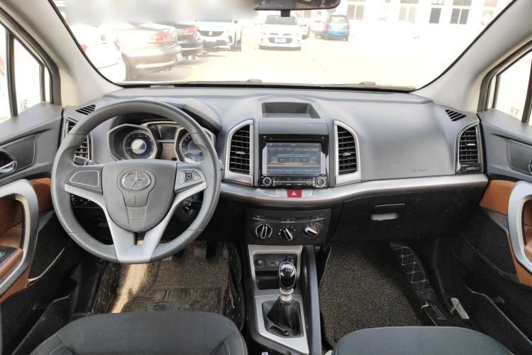 Used  Refine S3 2014 1.5L Manual Luxury Model
