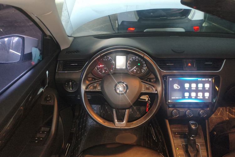 Used Skoda Octavia 2017 1.6L Automatic Smart Drive Edition
