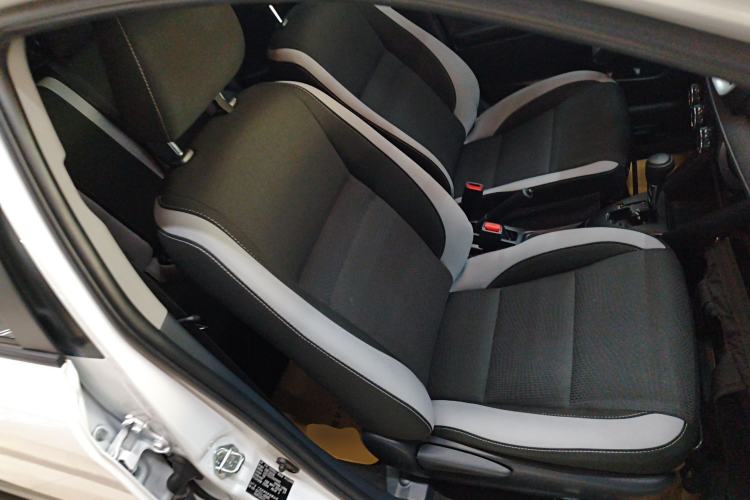 Used Toyota YARiS L 2022 X-Trail 1.5L CVT Leading PLUS Edition
