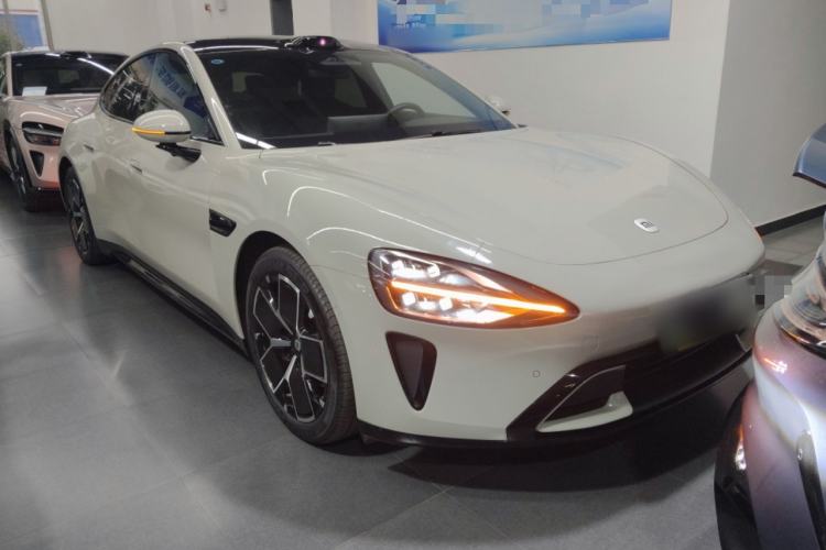 Used  SU7 2024 Rear-Drive Ultra-Long Range Advanced Pro-Level Intelligent Driving Version
