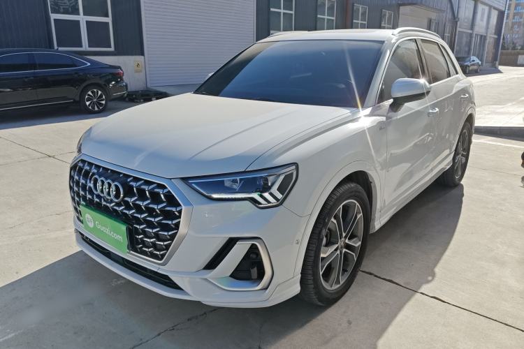 Used Audi Q3 2024 40 TFSI Fashion Dynamic Model