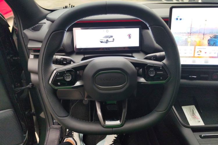 Used Lynk & Co 06 EM-P 2023 EM-P 126 Long-Range Halo
