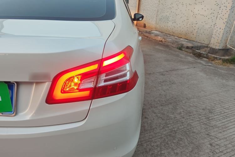 Used Peugeot 408 2015 1.2T Automatic Luxury Edition