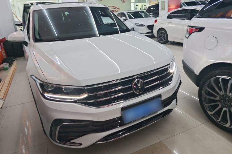 Used Volkswagen Tiguan L 2024 Outstanding Model 330TSI Automatic Two-Wheel Drive R-Line Dragon Glory Edition
