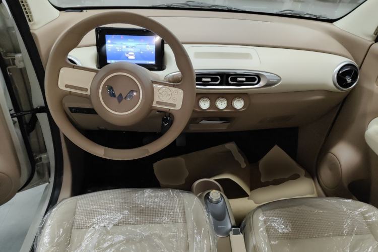 Used Wuling Hongguang MINIEV 2025 Four-Door Version Advanced Edition