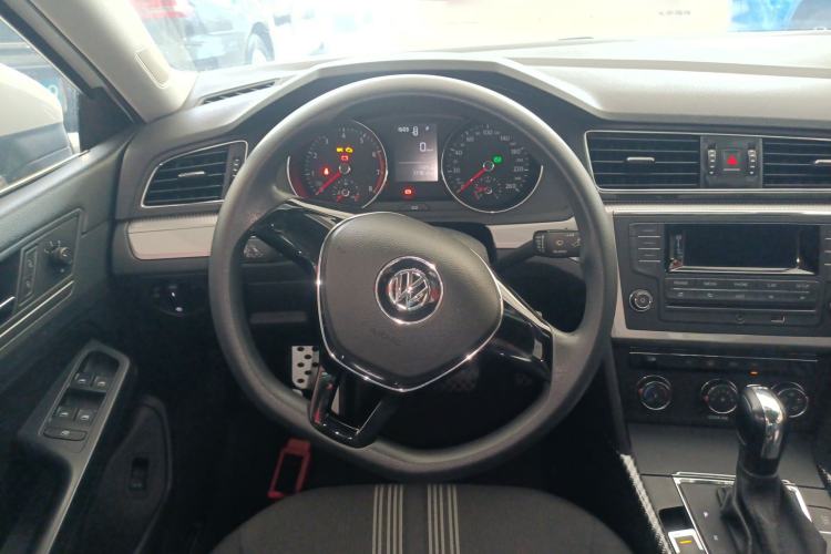 Used Volkswagen Lamando 2017 230TSI DSG Fashion Edition
