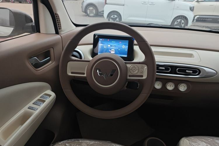 Used Wuling Hongguang MINIEV 2025 Four-Door Version Advanced Edition
