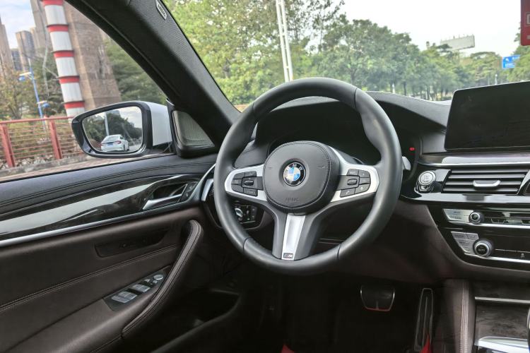 Used BMW 5 Series 2019 525Li M Sport Package