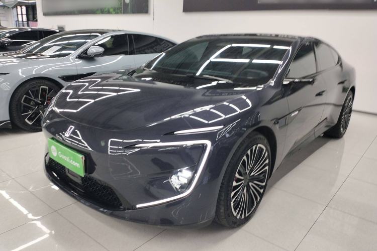 Used  12 2025 Ultra Extended-Range Edition
