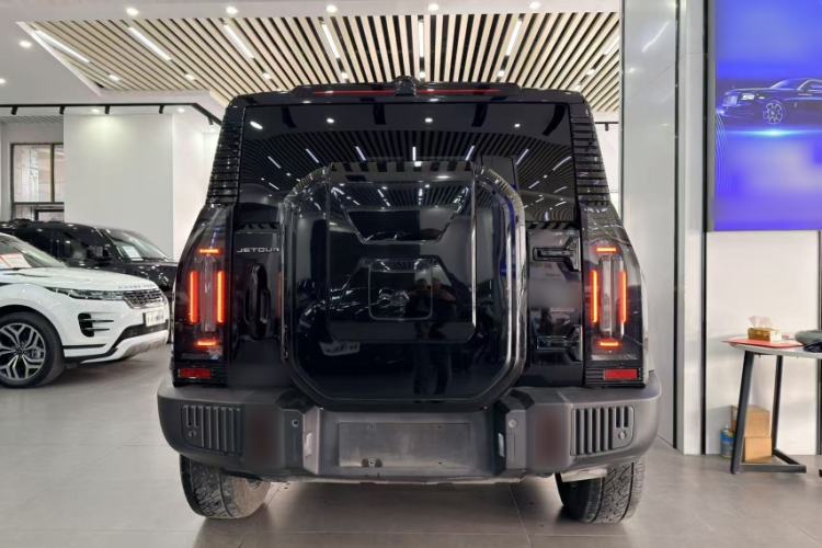 Used JETOUR Traveler 2023 2.0T All-Wheel Drive CrossPRO+
