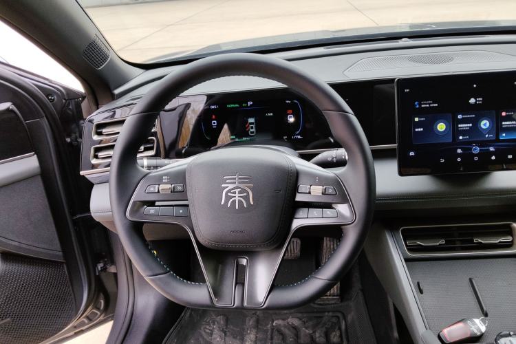 Used BYD Qin L 2024 DM-i 80KM Leading Model
