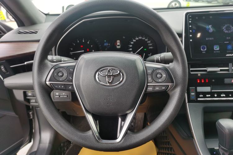 Used Toyota Avalon 2019 2.0L Ambition Edition China VI